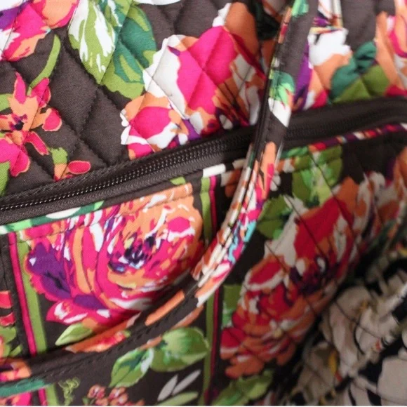 Vera Bradley Pink and Orange Travel Bag Quilted Design - Picture 3 of 6